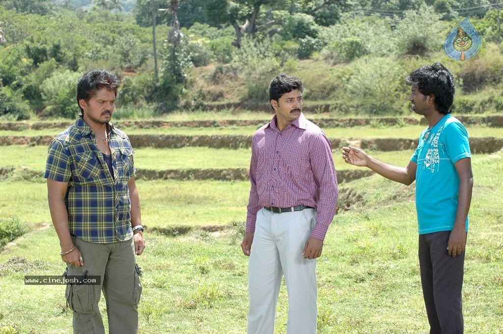 Sooran Movie New Stills - 17 / 51 photos