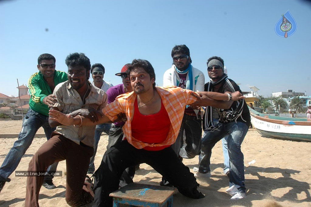 Sooran Movie New Stills - 30 / 51 photos
