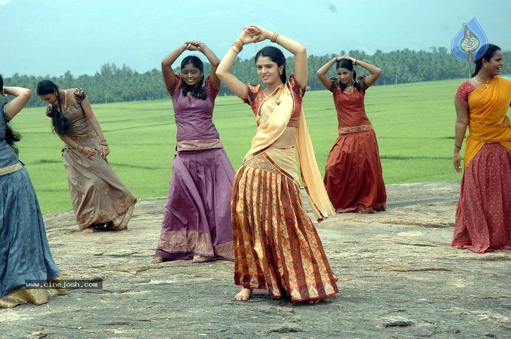 Sooran Movie New Stills - 39 / 51 photos