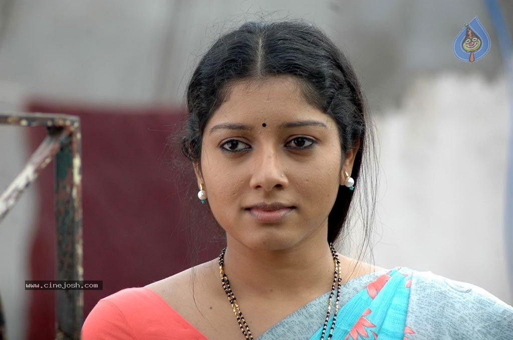 Sooran Movie New Stills - 40 / 51 photos