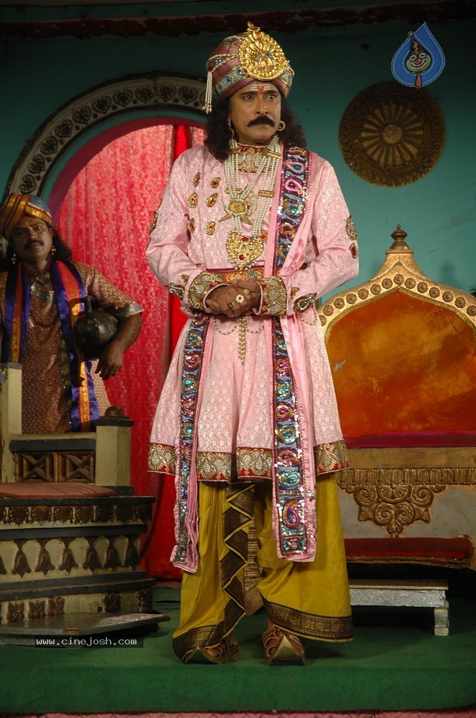 Sri Manikanta Mahimalu Movie Stills - 50 / 100 photos