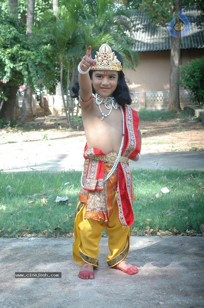 Sri Manikanta Mahimalu Movie Stills - 85 / 100 photos