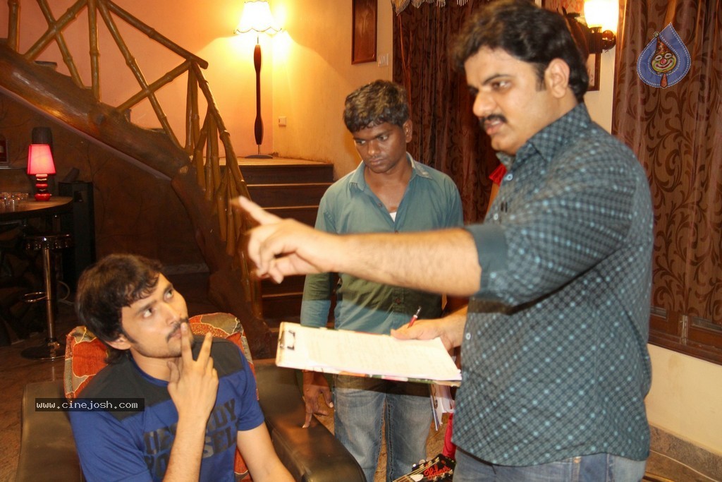 Sri Nilayam Movie Posters  - 2 / 30 photos