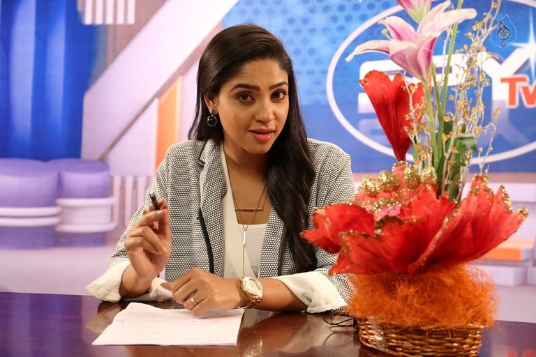 Sri Sri Movie Photos - 29 / 82 photos