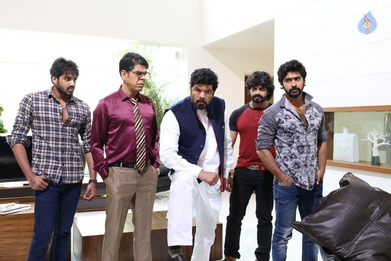 Sri Sri Movie Photos - 48 / 82 photos