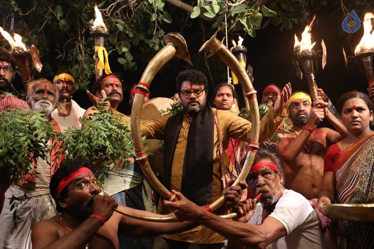 Sri Sri Movie Photos - 54 / 82 photos