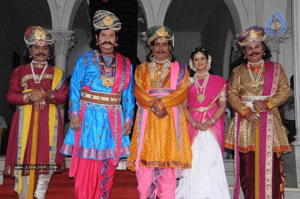 Sri Vasavi Kanyakaparameswari Charitra Stills - 17 / 25 photos