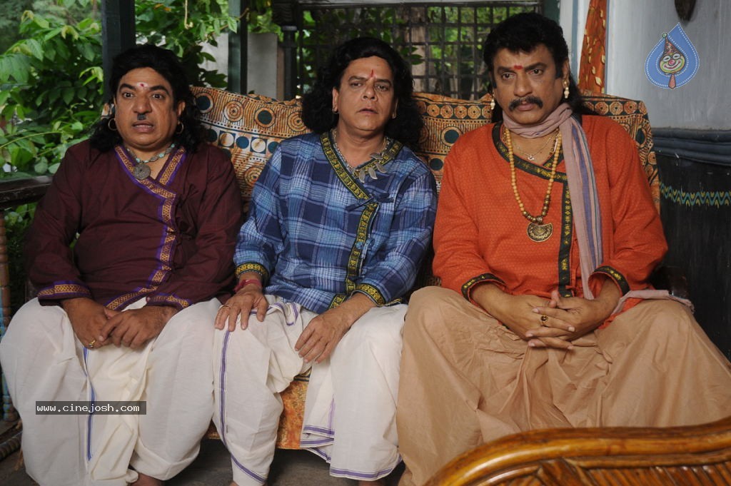 Sri Vasavi Kanyakaparameswari Charitra Stills - 22 / 25 photos