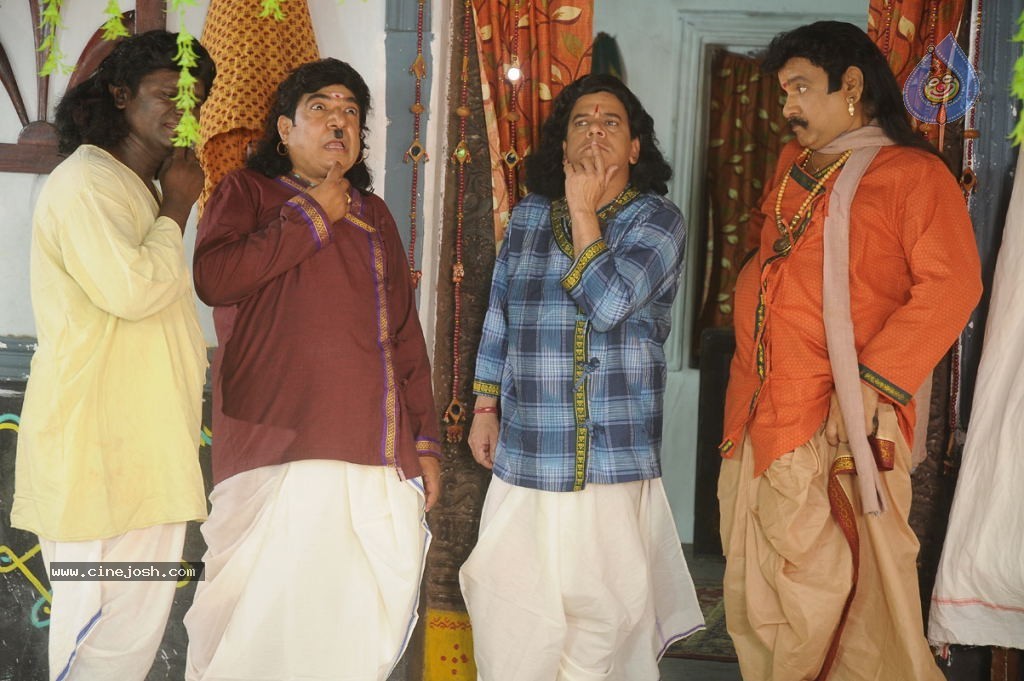 Sri Vasavi Kanyakaparameswari Charitra Stills - 24 / 25 photos