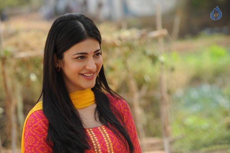 Srimanthudu Latest Photos - 6 / 20 photos