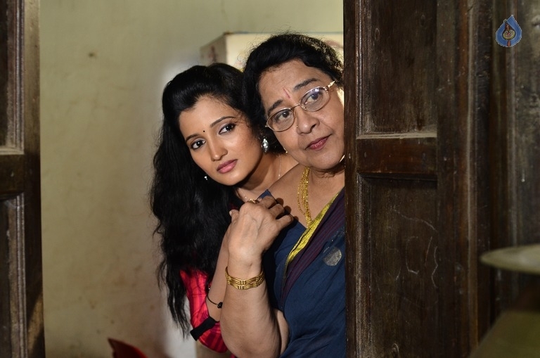 Sriramudinta Srikrishnudanta Movie New Stills - 12 / 16 photos