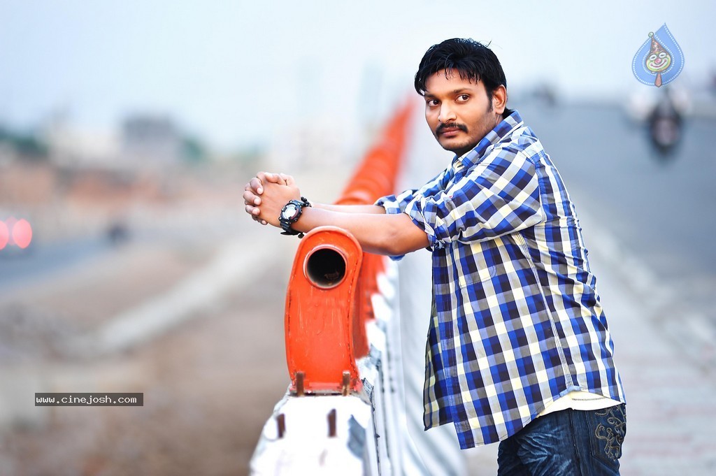 Student Star Movie Stills  - 10 / 14 photos