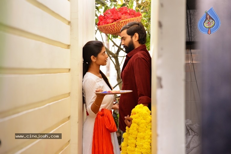 Subhalekhalu Movie Photos - 2 / 3 photos