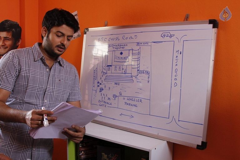 Superstar Kidnap Film New Photos - 3 / 61 photos