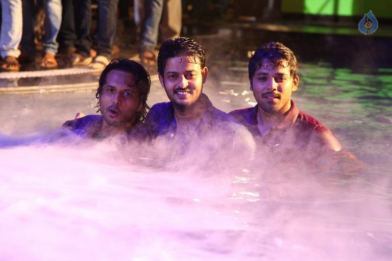 Superstar Kidnap Film New Photos - 54 / 61 photos