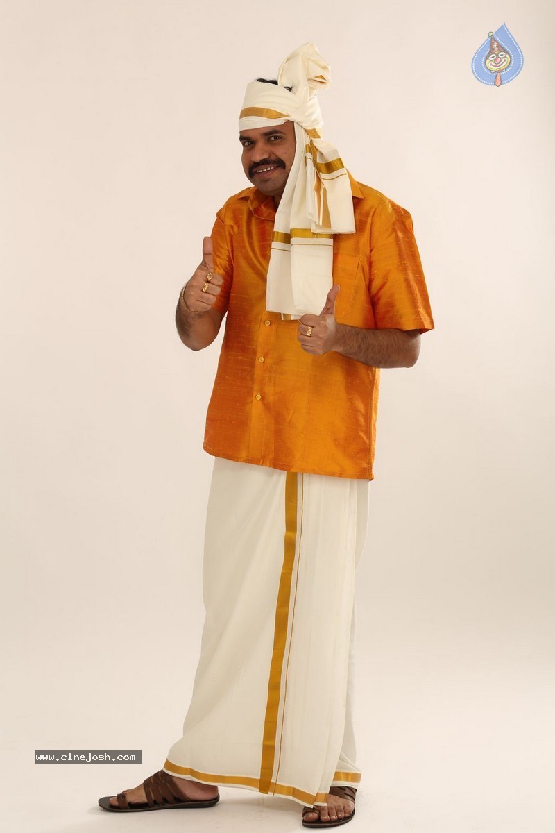 Takkar Tamil Movie Stills - 44 / 53 photos