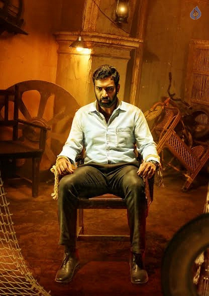 Taraka Ratna in Raja Meeru Keka Movie - 1 / 2 photos