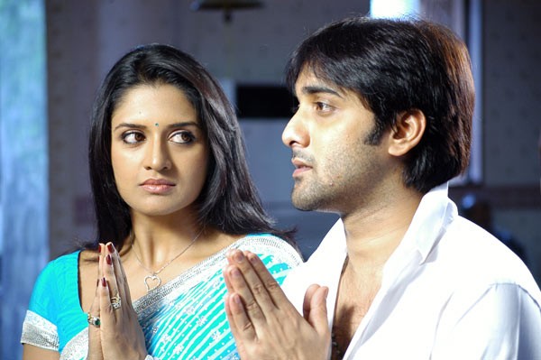 Tarun - Vimala Raman - Supreme Movies Stills - 16 / 111 photos