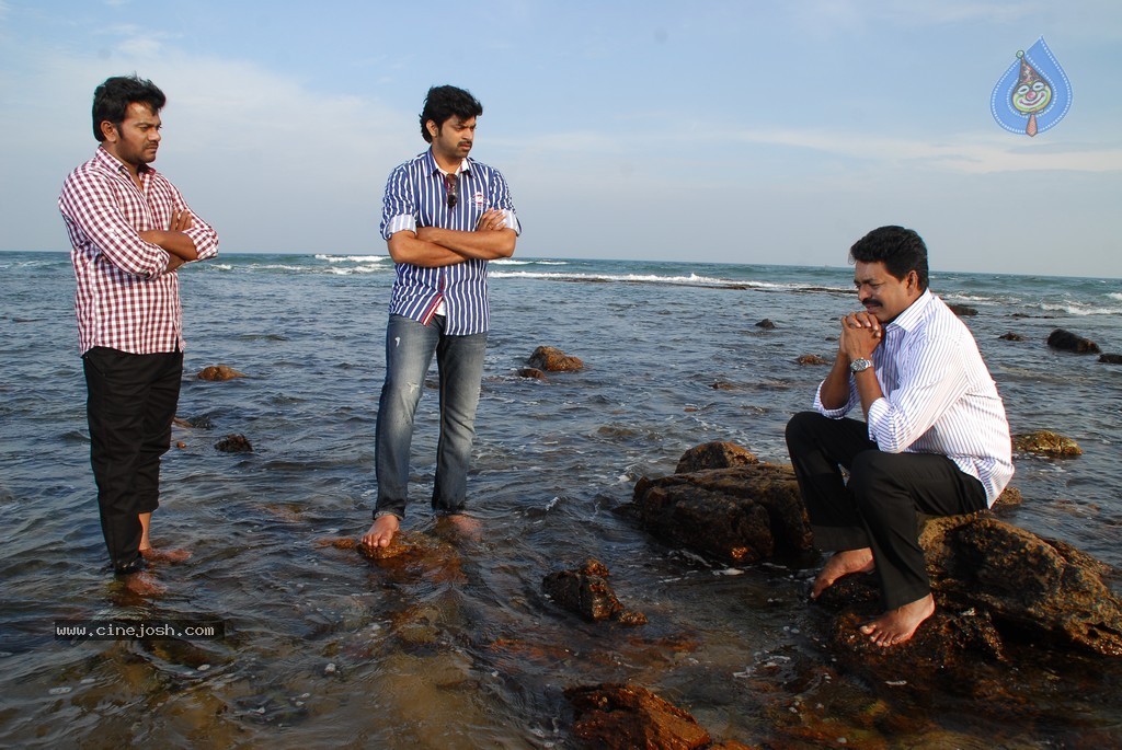 Teeyani Kalavo Movie Stills - 17 / 40 photos