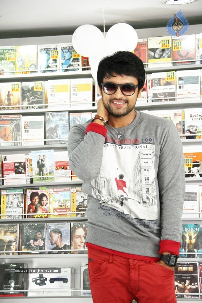 Teeyani Kalavo Movie Stills - 18 / 40 photos