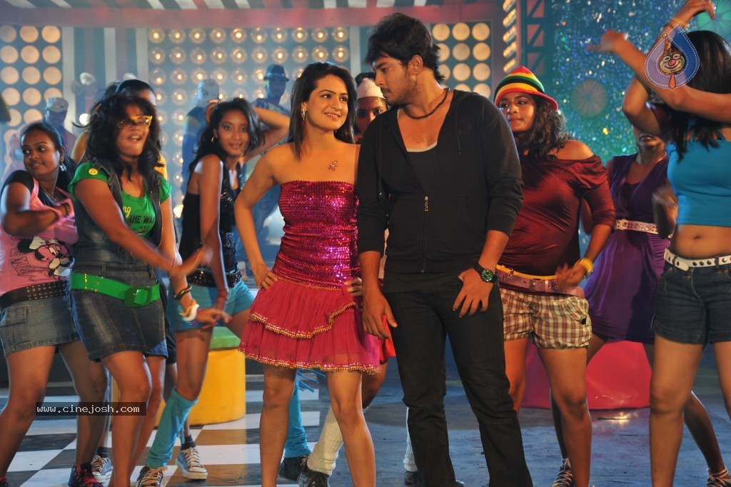 Telugabbai Movie Hot Gallery - 37 / 108 photos