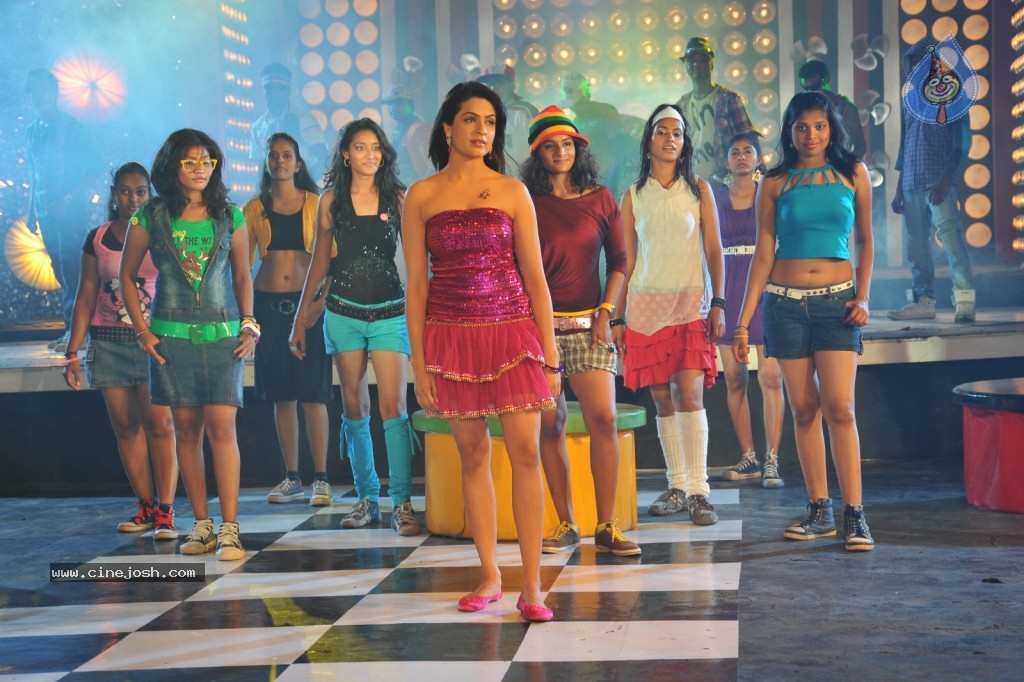 Telugabbai Movie Hot Gallery - 73 / 108 photos