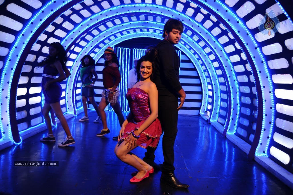 Telugabbai Movie Hot Gallery - 77 / 108 photos