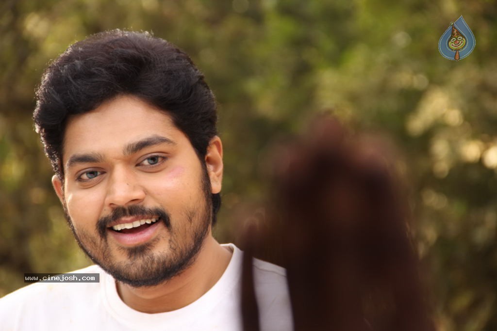 Telugulo Naaku Nachani Padam Prema Photos - 115 / 312 photos