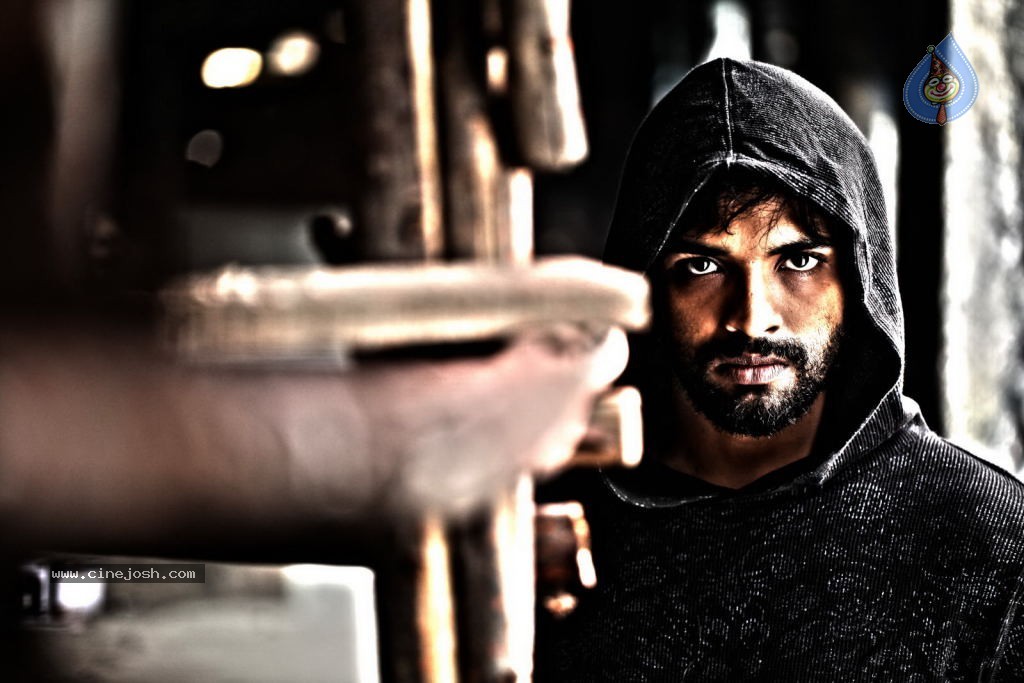 Telugulo Naaku Nachani Padam Prema Photos - 193 / 312 photos