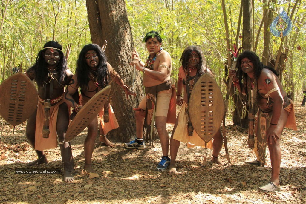 Telugulo Naaku Nachani Padam Prema Photos - 200 / 312 photos