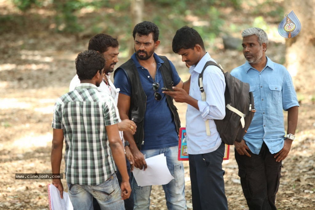 Telugulo Naaku Nachani Padam Prema Photos - 212 / 312 photos