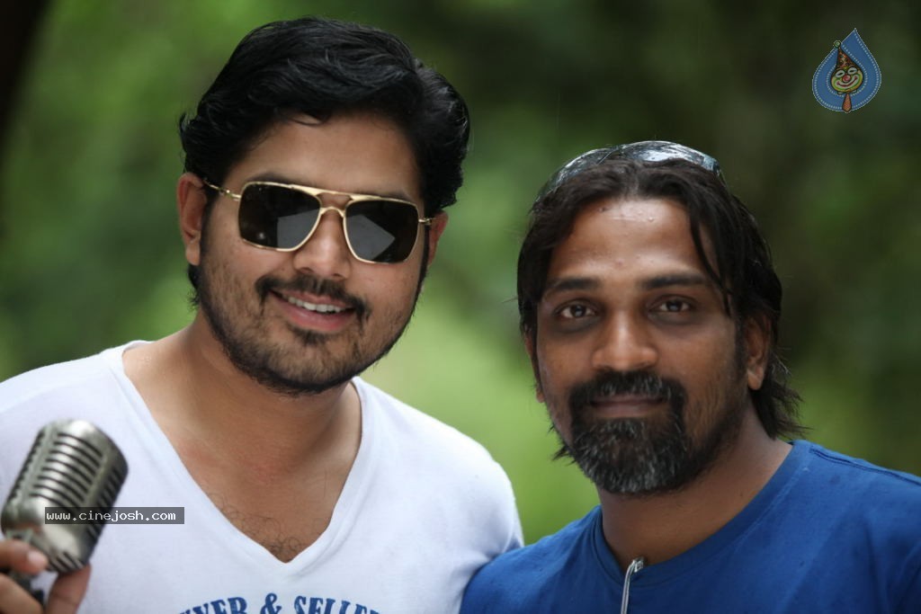 Telugulo Naaku Nachani Padam Prema Photos - 226 / 312 photos