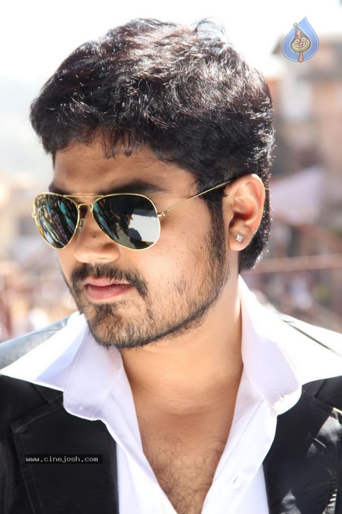 Telugulo Naaku Nachani Padam Prema Photos - 230 / 312 photos