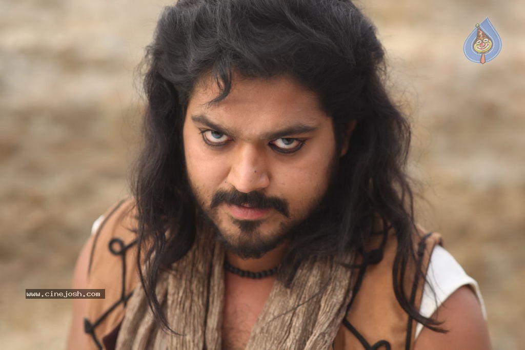 Telugulo Naaku Nachani Padam Prema Photos - 272 / 312 photos