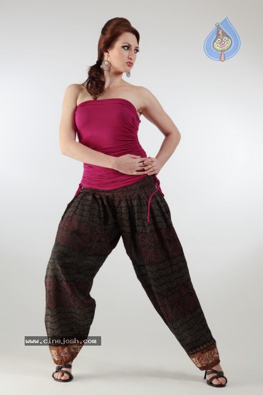 Thakita Thakita Movie New Stills - 10 / 58 photos