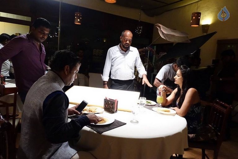 Thakituthaththom Tamil Film Photos - 5 / 29 photos