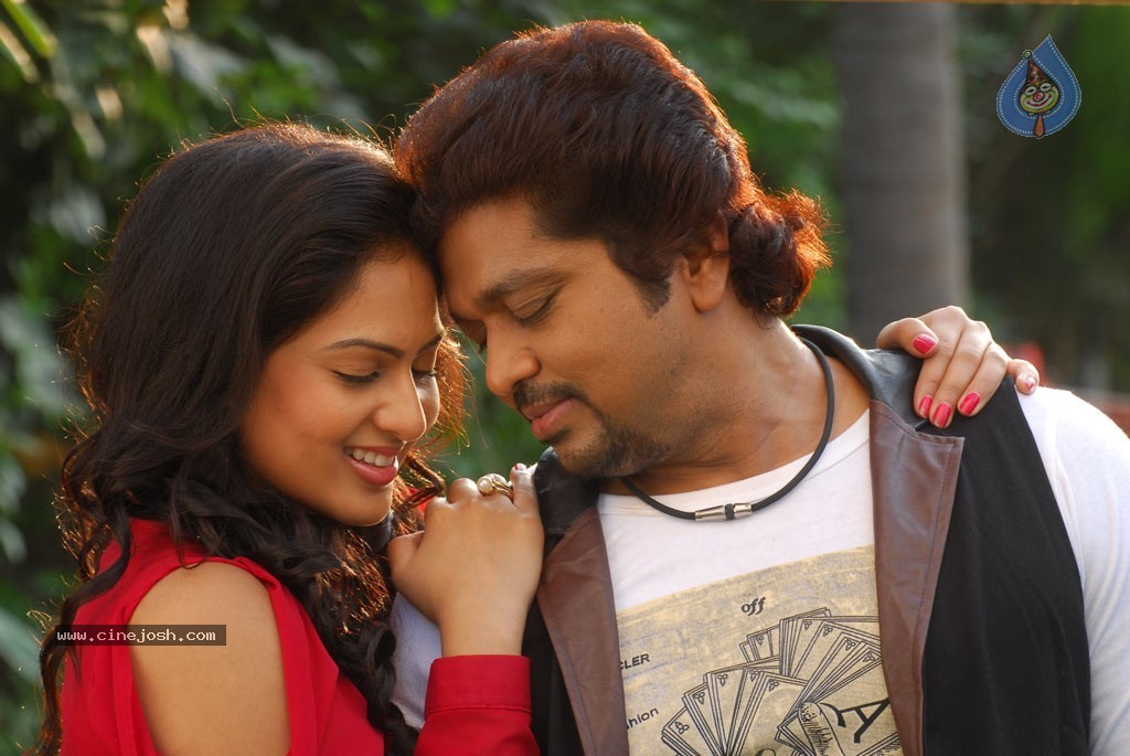 Thalaivan Tamil Movie Stills - 18 / 52 photos