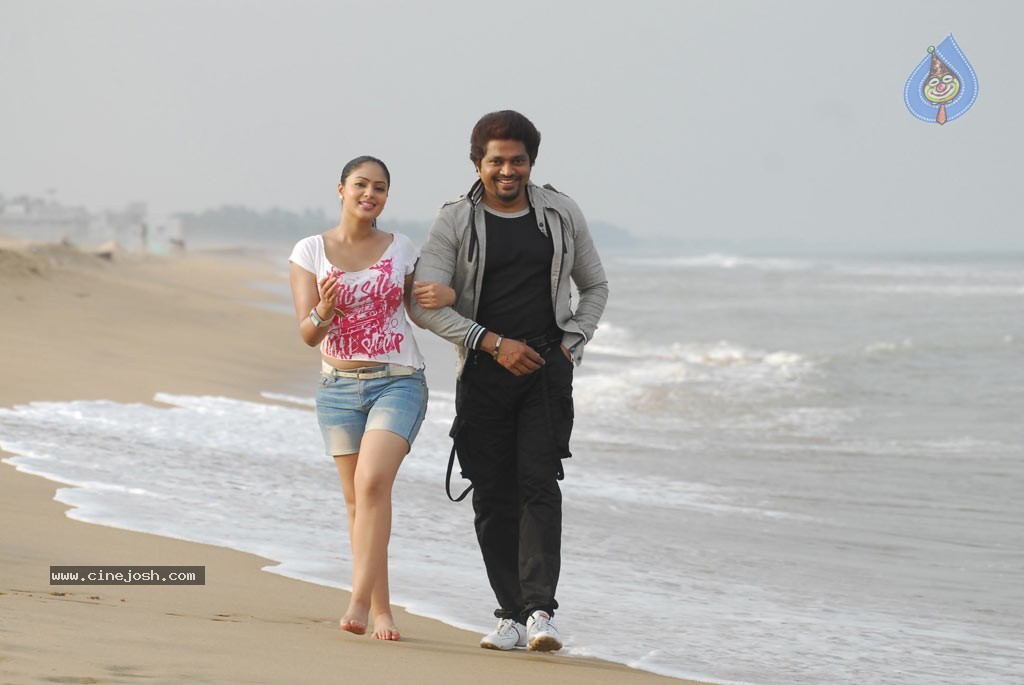 Thalaivan Tamil Movie Stills - 20 / 52 photos