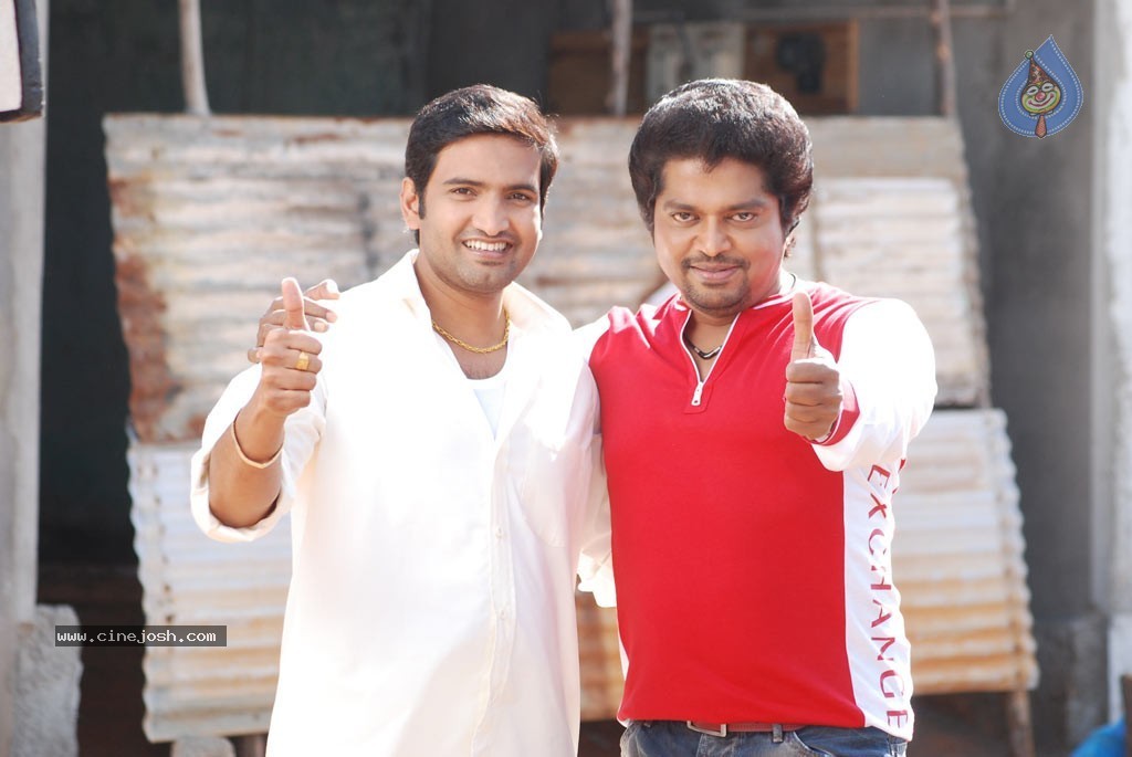 Thalaivan Tamil Movie Stills - 21 / 52 photos