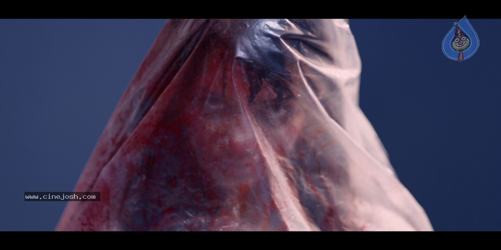 The End Movie Stills - 12 / 25 photos