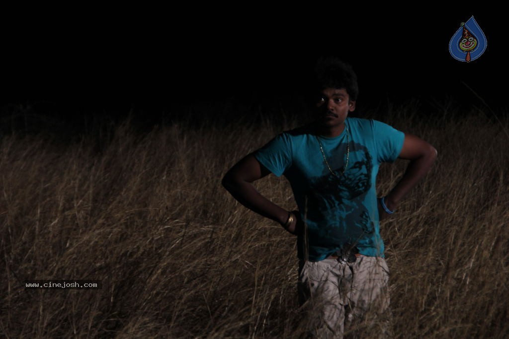 Theatre Lo Naluguru Movie Stills - 23 / 78 photos
