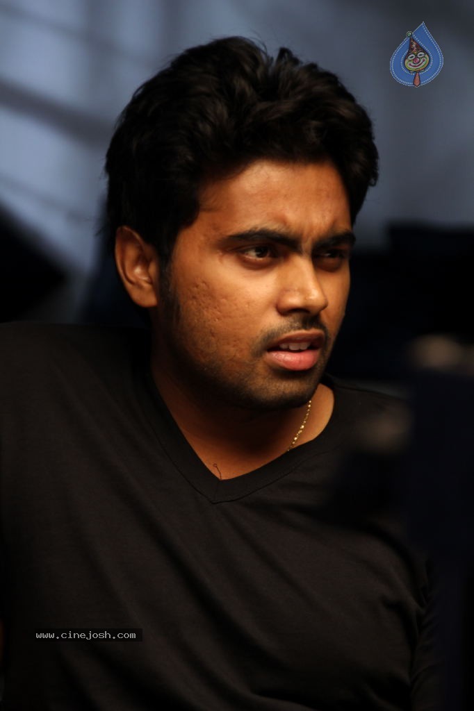 Theatre Lo Naluguru Movie Stills - 38 / 78 photos