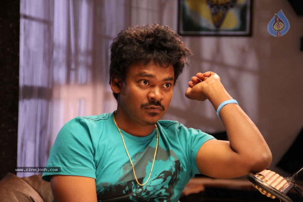 Theatre Lo Naluguru Movie Stills - 42 / 78 photos