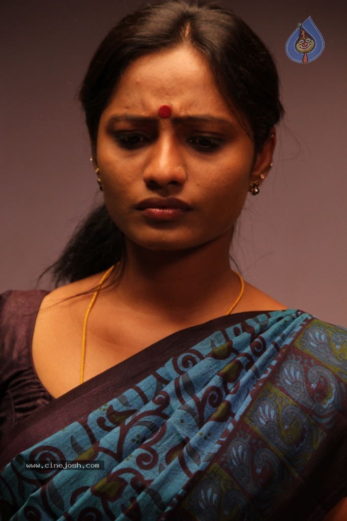 Theatre Lo Naluguru Movie Stills - 58 / 78 photos