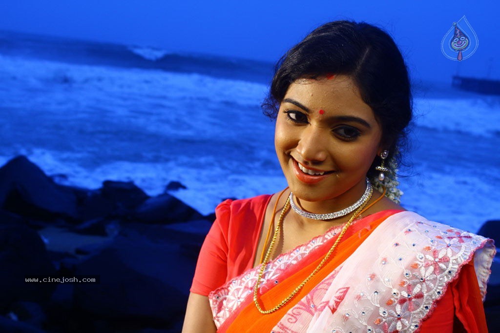 Thigaar Tamil Movie New Stills - 64 / 65 photos