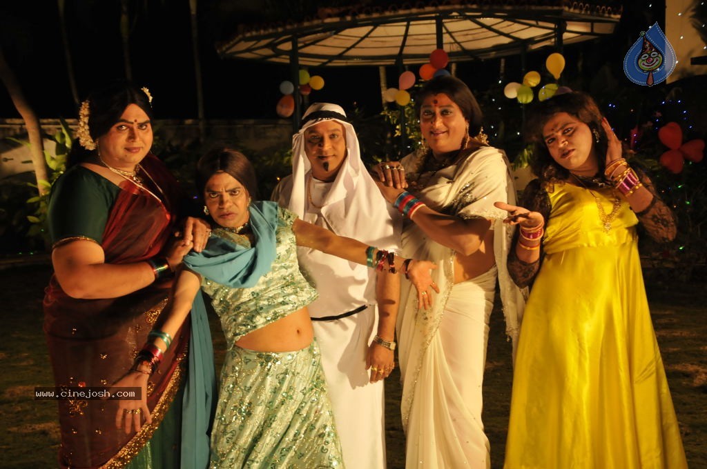 Third Man Movie Stills - 24 / 33 photos