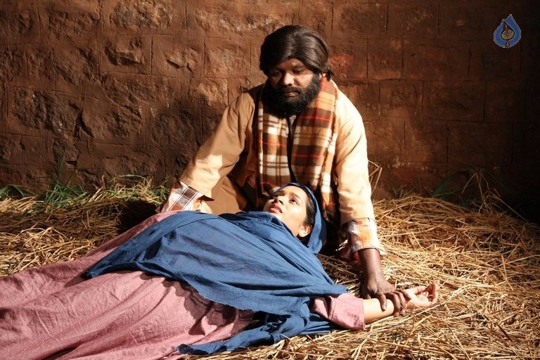 Tholi Kiranam Movie Photos - 9 / 17 photos