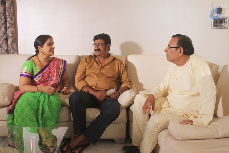 Tholi Parichayam Movie Stills and Poster - 21 / 21 photos