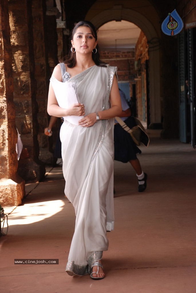 Thulli Ezhunthathu Kadhal Tamil Movie Stills - 95 / 112 photos