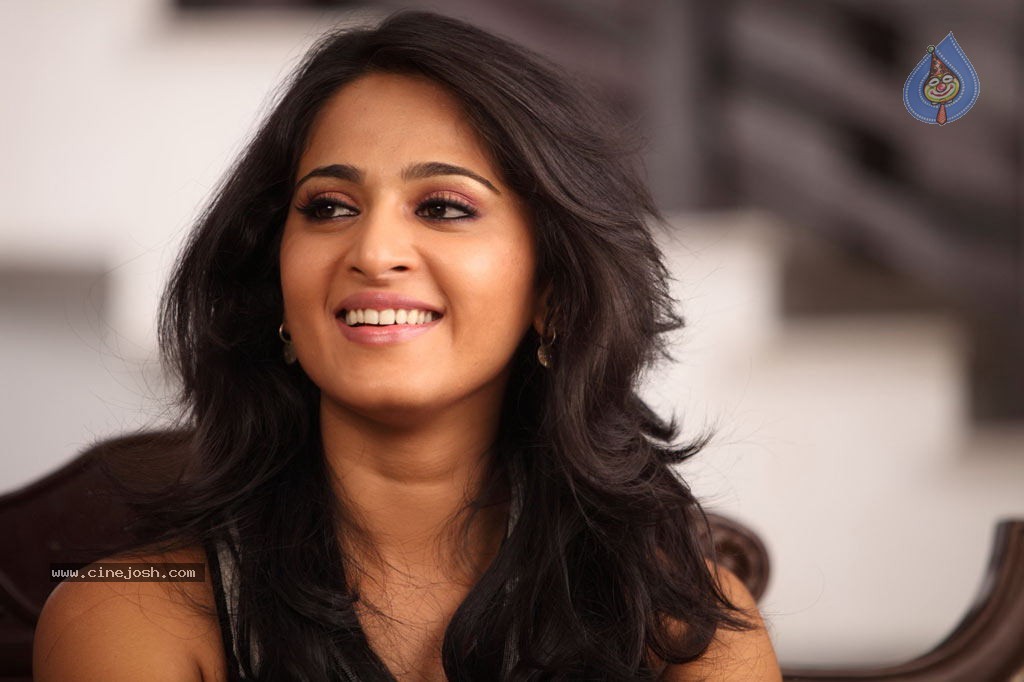 Thulli Ezhunthathu Kadhal Tamil Movie Stills - 105 / 112 photos